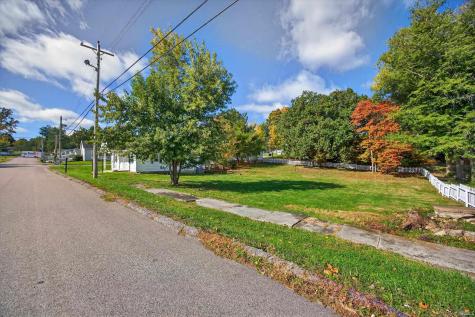 220 S 2nd Street Ellettsville IN 47429