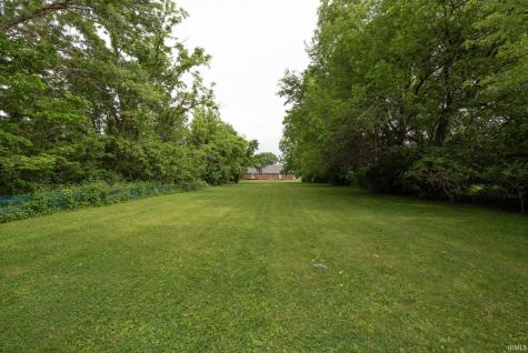 8615 W State Road 26 Rossville IN 46065