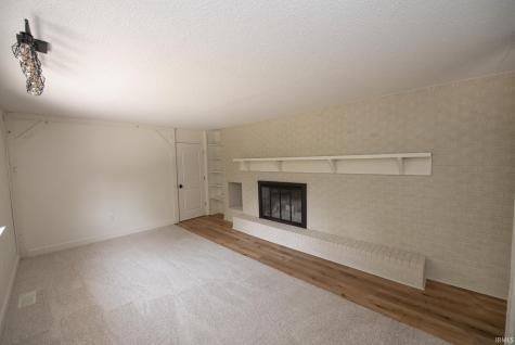 8615 W State Road 26 Rossville IN 46065