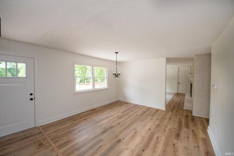 8615 W State Road 26 Rossville IN 46065
