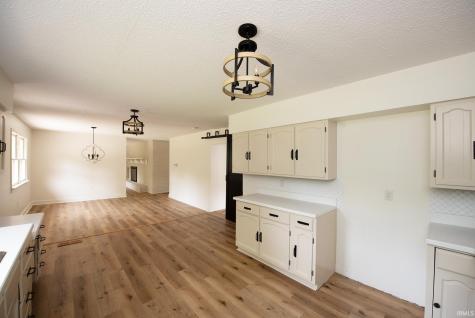 8615 W State Road 26 Rossville IN 46065