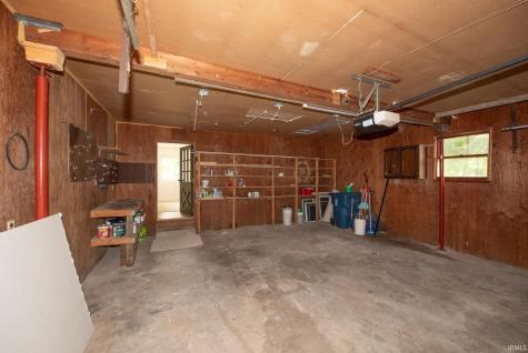8615 W State Road 26 Rossville IN 46065