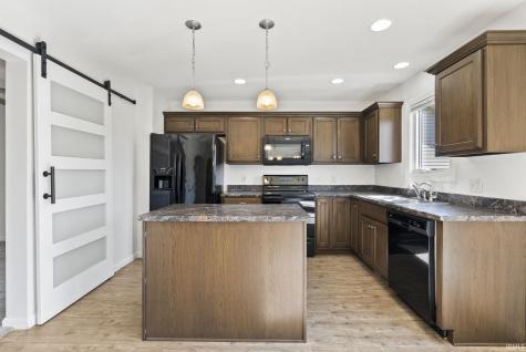 16790 Hatstick Court Fort Wayne IN 46845