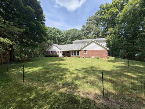 2636 Country Club Road Spencer IN 47460