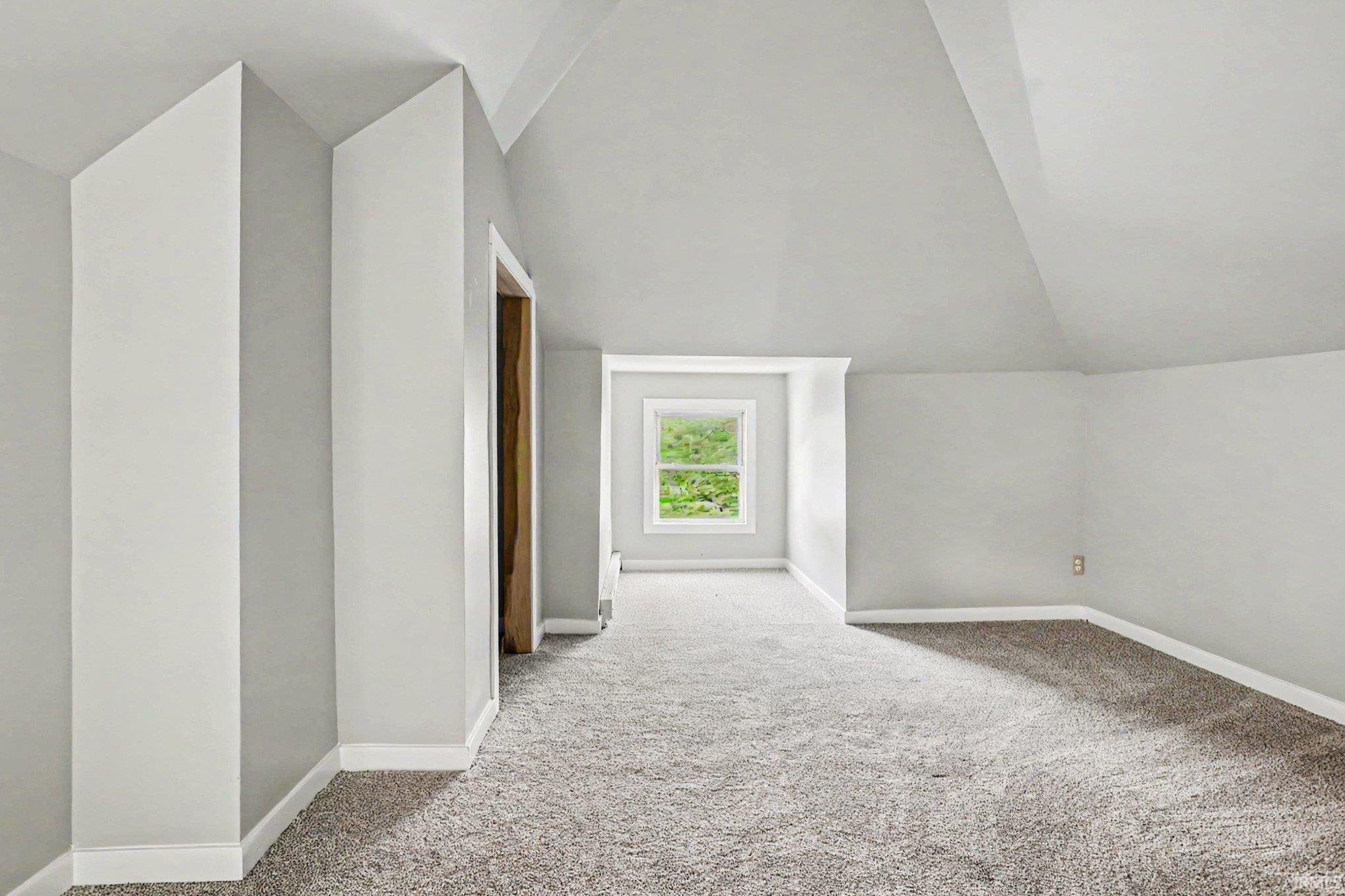 641 E 4th Street Mishawaka IN 46544