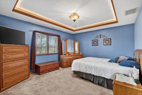 221 Ballenshire Lane Kendallville IN 46755