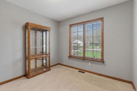 221 Ballenshire Lane Kendallville IN 46755