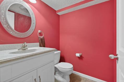 221 Ballenshire Lane Kendallville IN 46755
