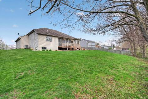 221 Ballenshire Lane Kendallville IN 46755