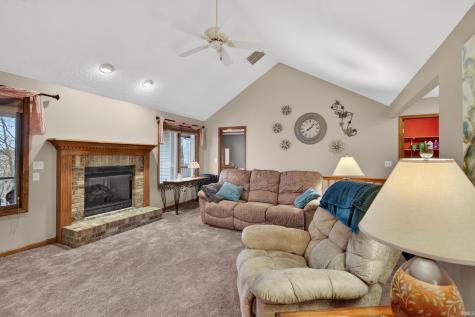 221 Ballenshire Lane Kendallville IN 46755