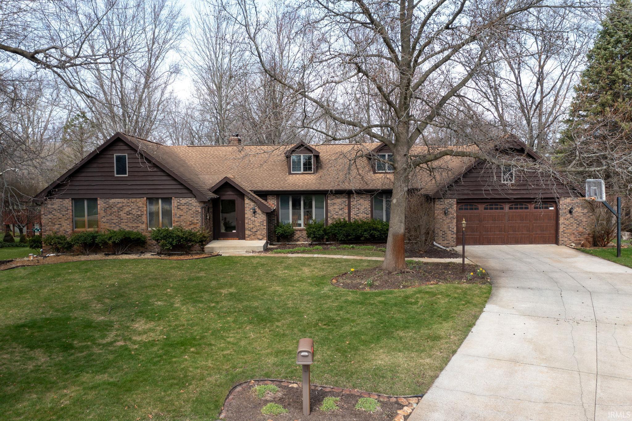 54459 Hunters Court Elkhart IN 46514