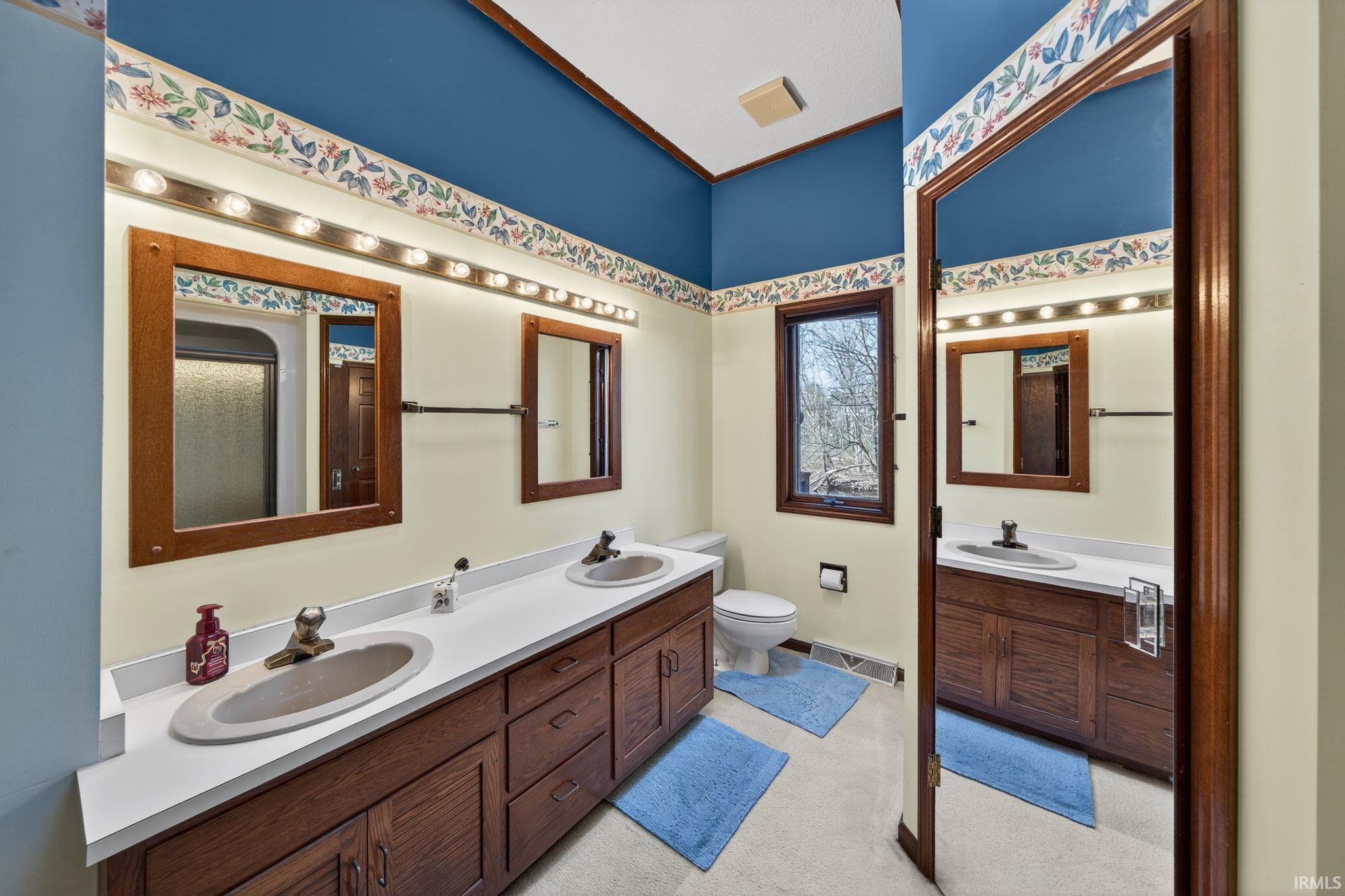 54459 Hunters Court Elkhart IN 46514
