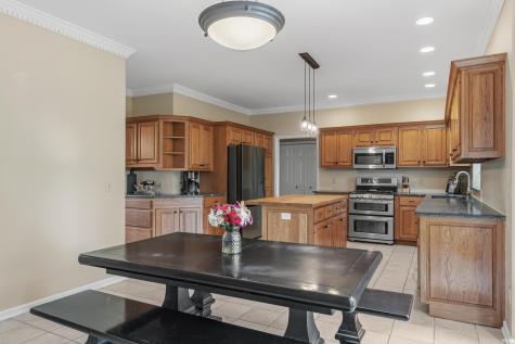 2306 Longleaf Court Fort Wayne IN 46814