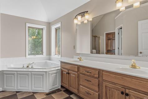 2306 Longleaf Court Fort Wayne IN 46814