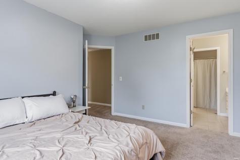 2306 Longleaf Court Fort Wayne IN 46814