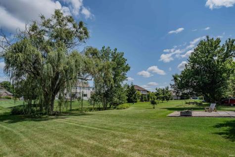 2306 Longleaf Court Fort Wayne IN 46814