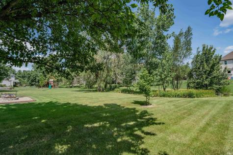 2306 Longleaf Court Fort Wayne IN 46814