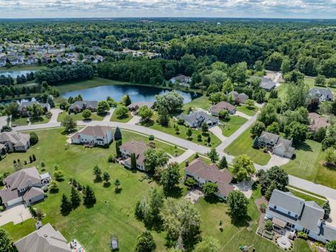 2306 Longleaf Court Fort Wayne IN 46814