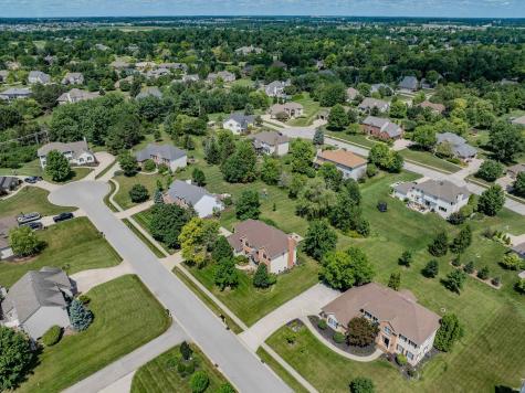2306 Longleaf Court Fort Wayne IN 46814
