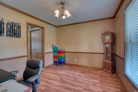 214 Brookview Drive Evansville IN 47711