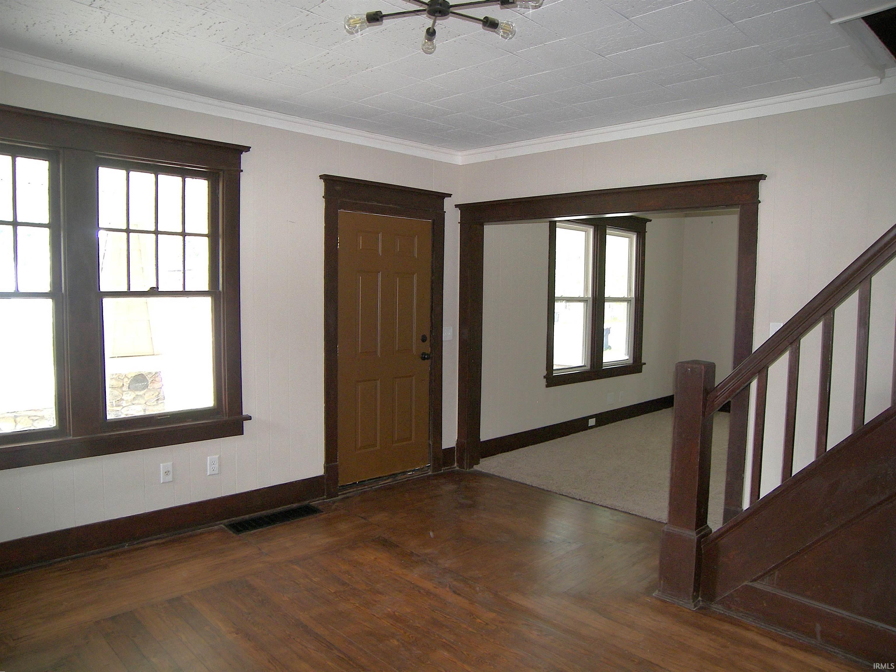 506 S Detroit Street Warsaw IN 46580