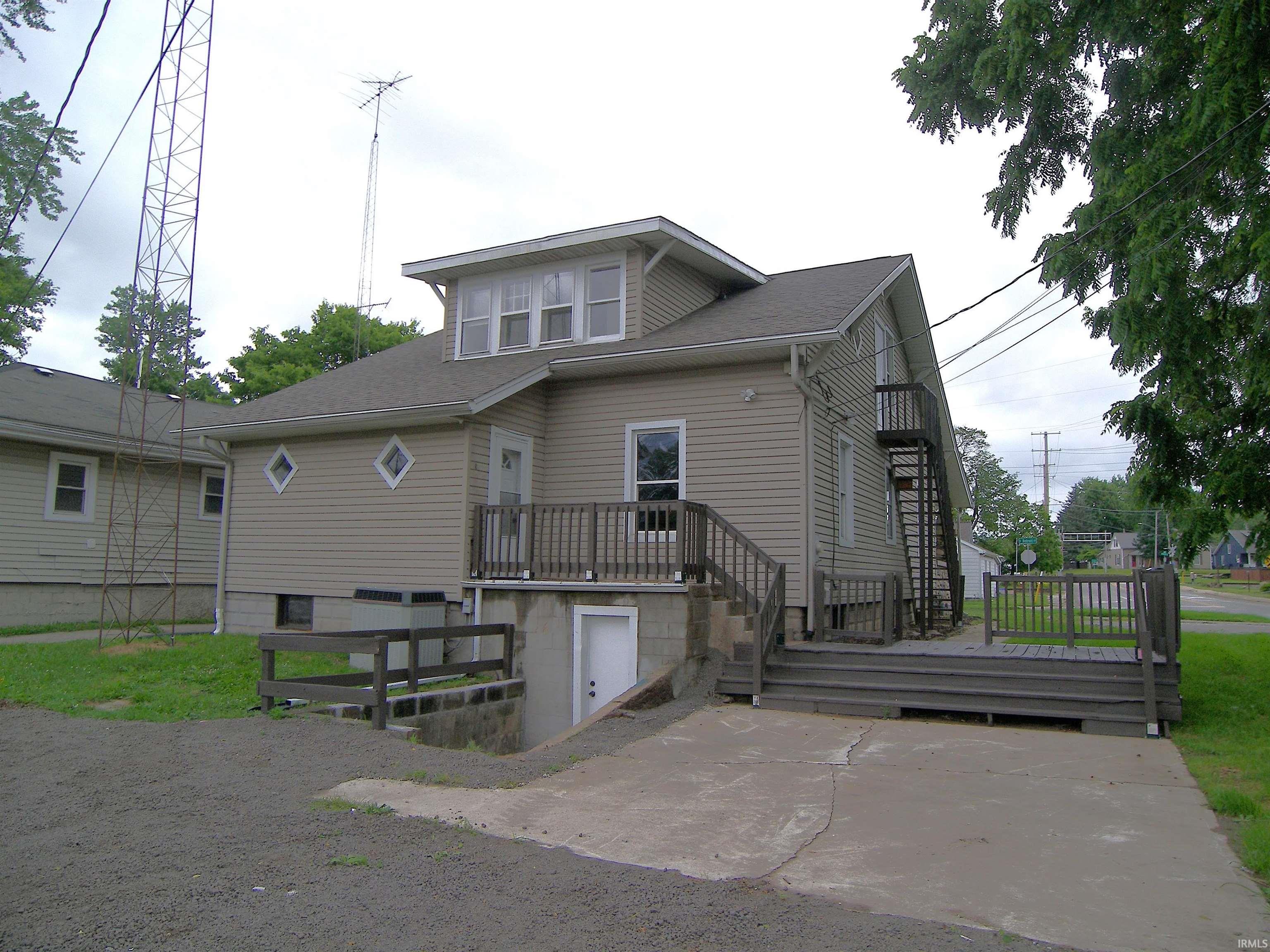 506 S Detroit Street Warsaw IN 46580