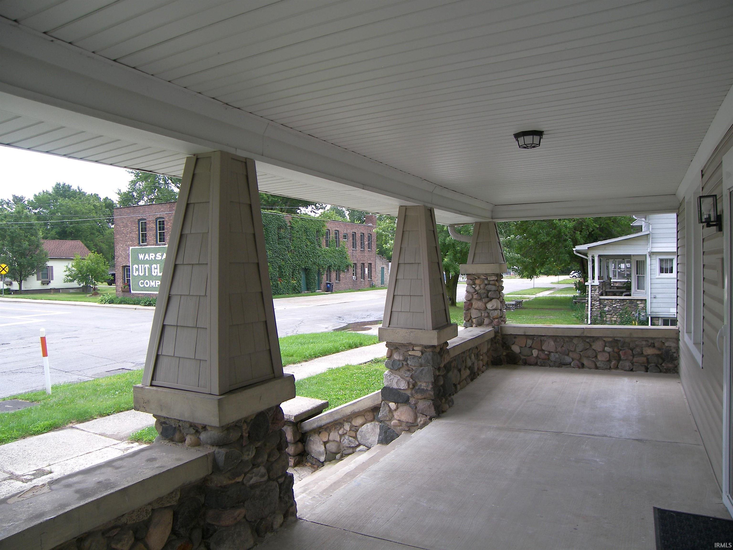 506 S Detroit Street Warsaw IN 46580