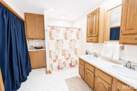12761 S 600 E Amboy IN 46911