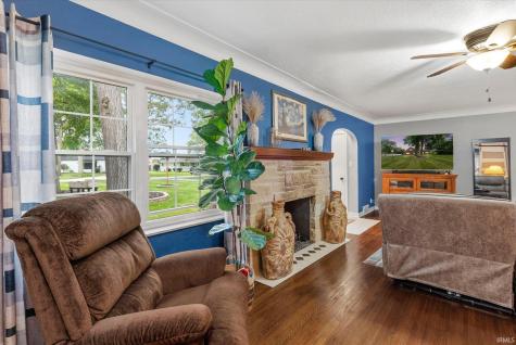 3812 Kirkwood Drive Fort Wayne IN 46805