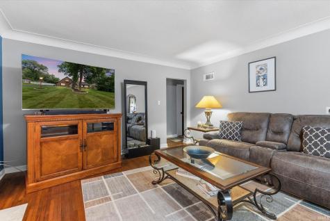 3812 Kirkwood Drive Fort Wayne IN 46805