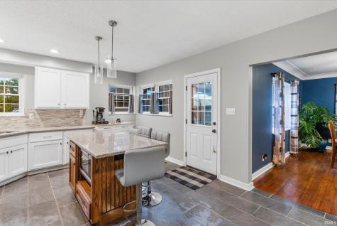 3812 Kirkwood Drive Fort Wayne IN 46805