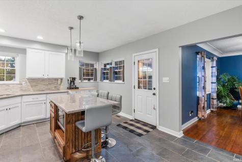 3812 Kirkwood Drive Fort Wayne IN 46805