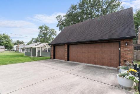 3812 Kirkwood Drive Fort Wayne IN 46805