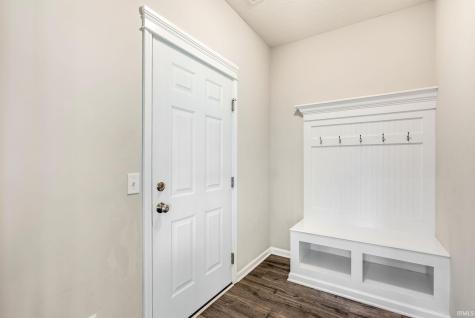 929 Meravi Cove Fort Wayne IN 46818