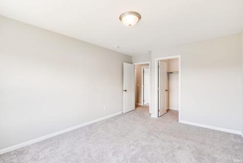 929 Meravi Cove Fort Wayne IN 46818