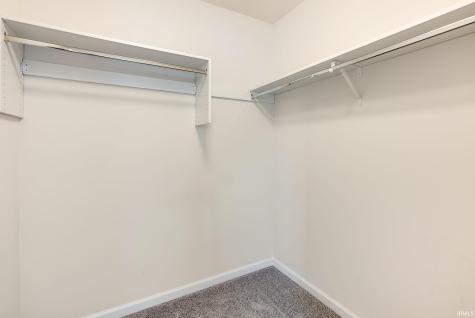 929 Meravi Cove Fort Wayne IN 46818