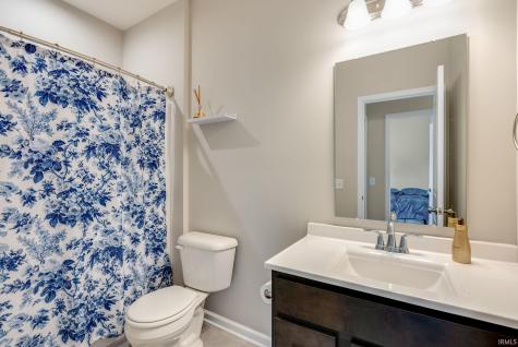 929 Meravi Cove Fort Wayne IN 46818