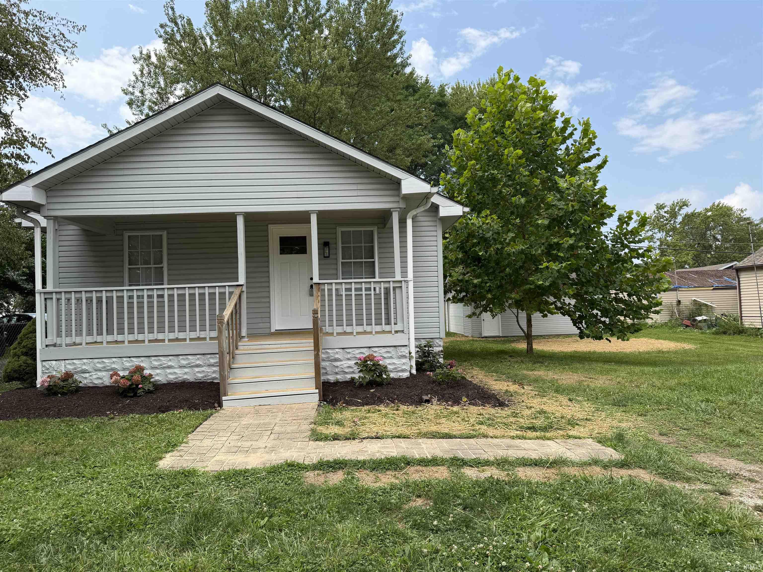 2109 S Eaton Avenue Muncie IN 47302