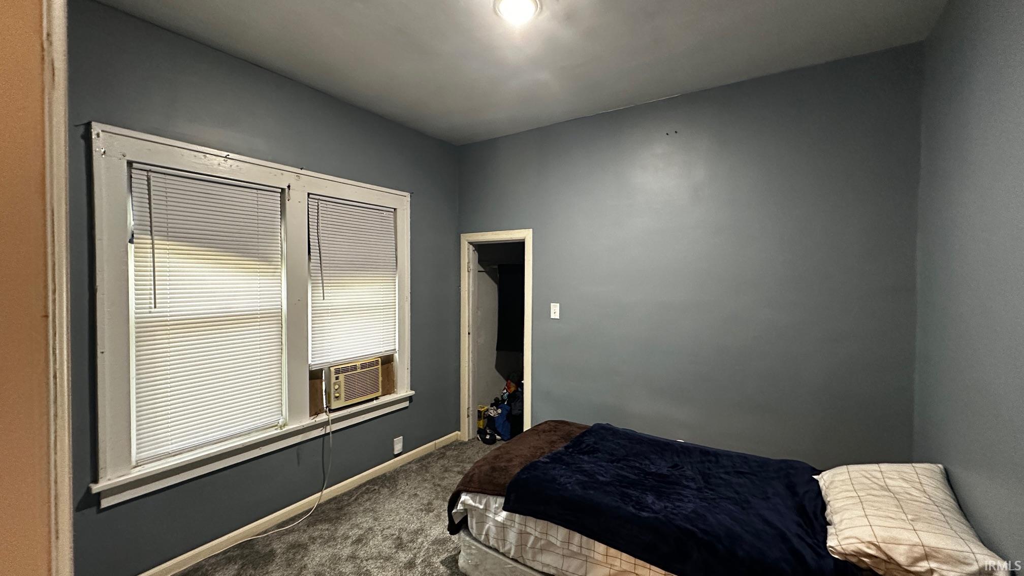 1809 Elwood Avenue South Bend IN 46628