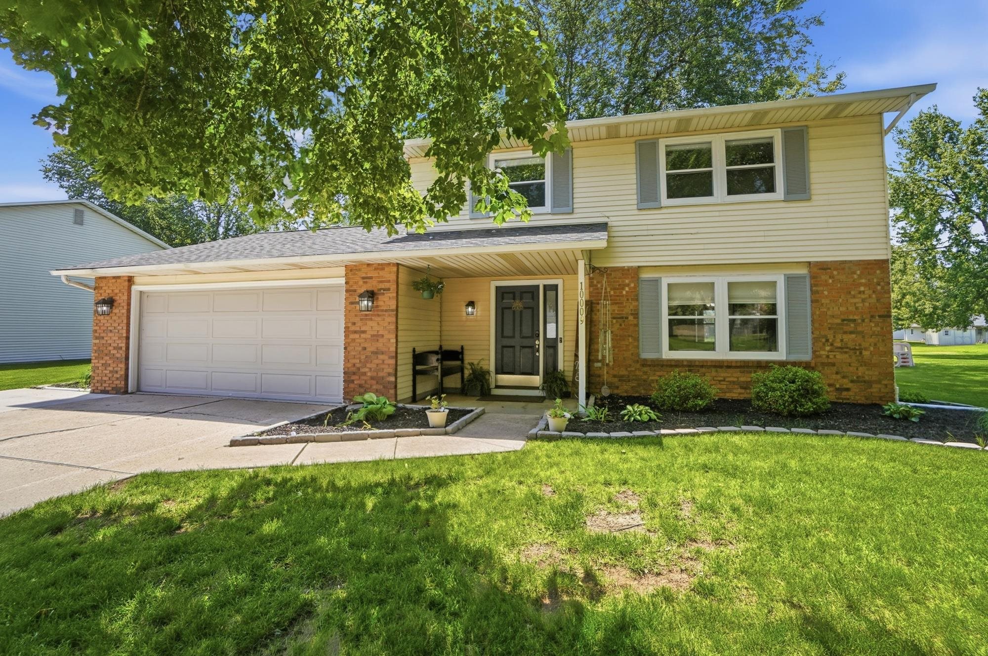 10009 Quachita Court Fort Wayne IN 46804