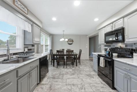 3331 Kirkfield Drive Fort Wayne IN 46815