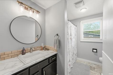 3331 Kirkfield Drive Fort Wayne IN 46815