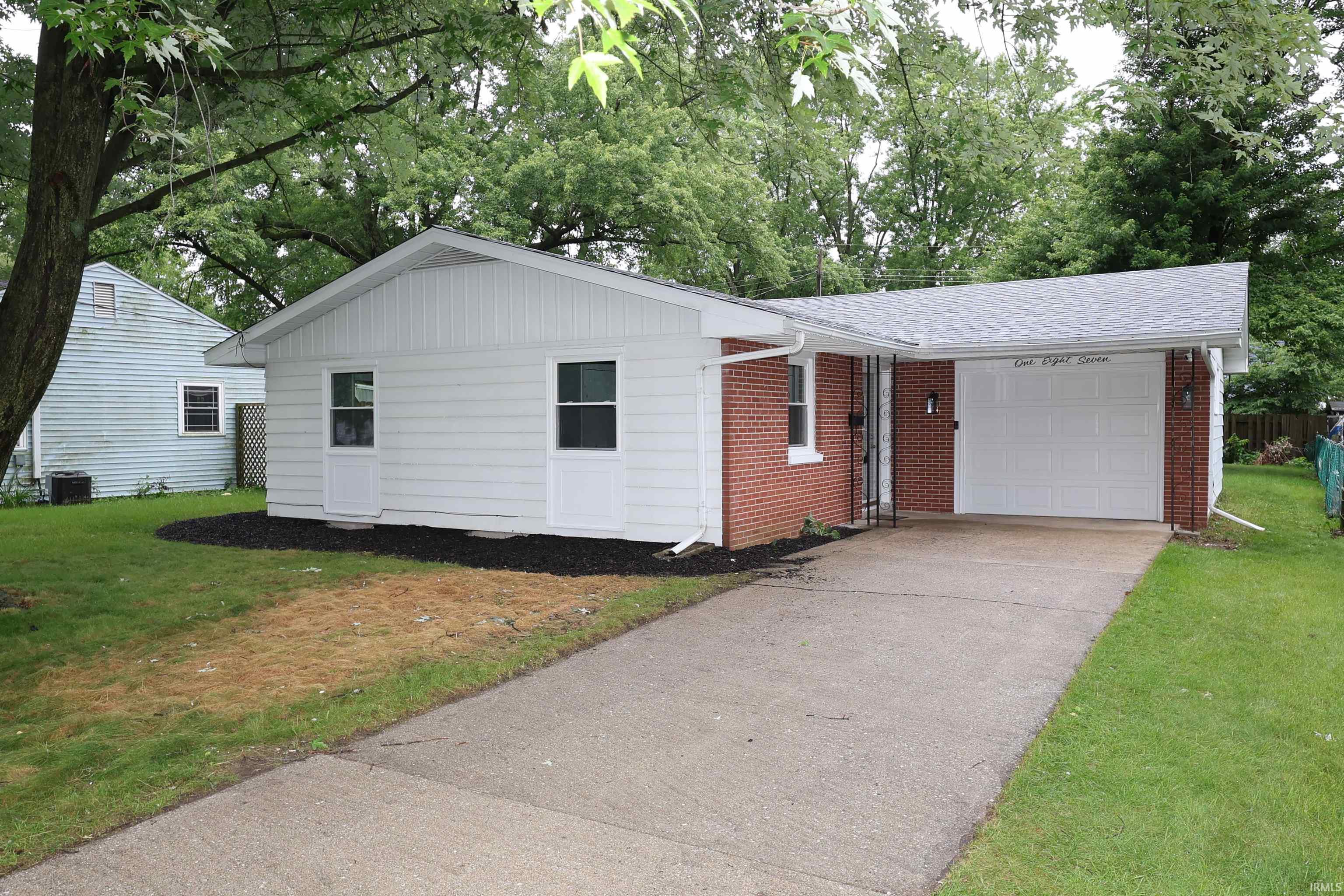 187 St Clair Avenue Elkhart IN 46516