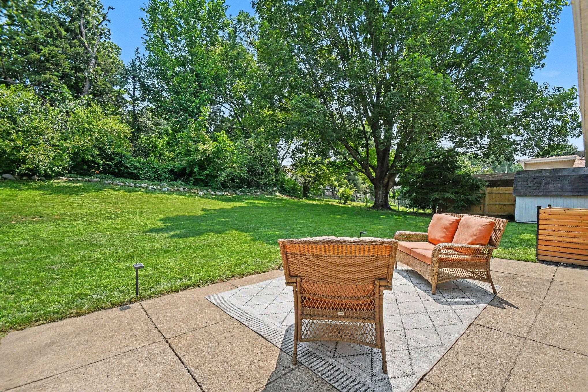 52666 Highland Drive South Bend IN 46635