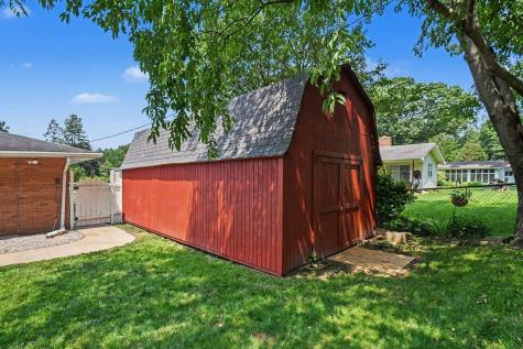 52666 Highland Drive South Bend IN 46635
