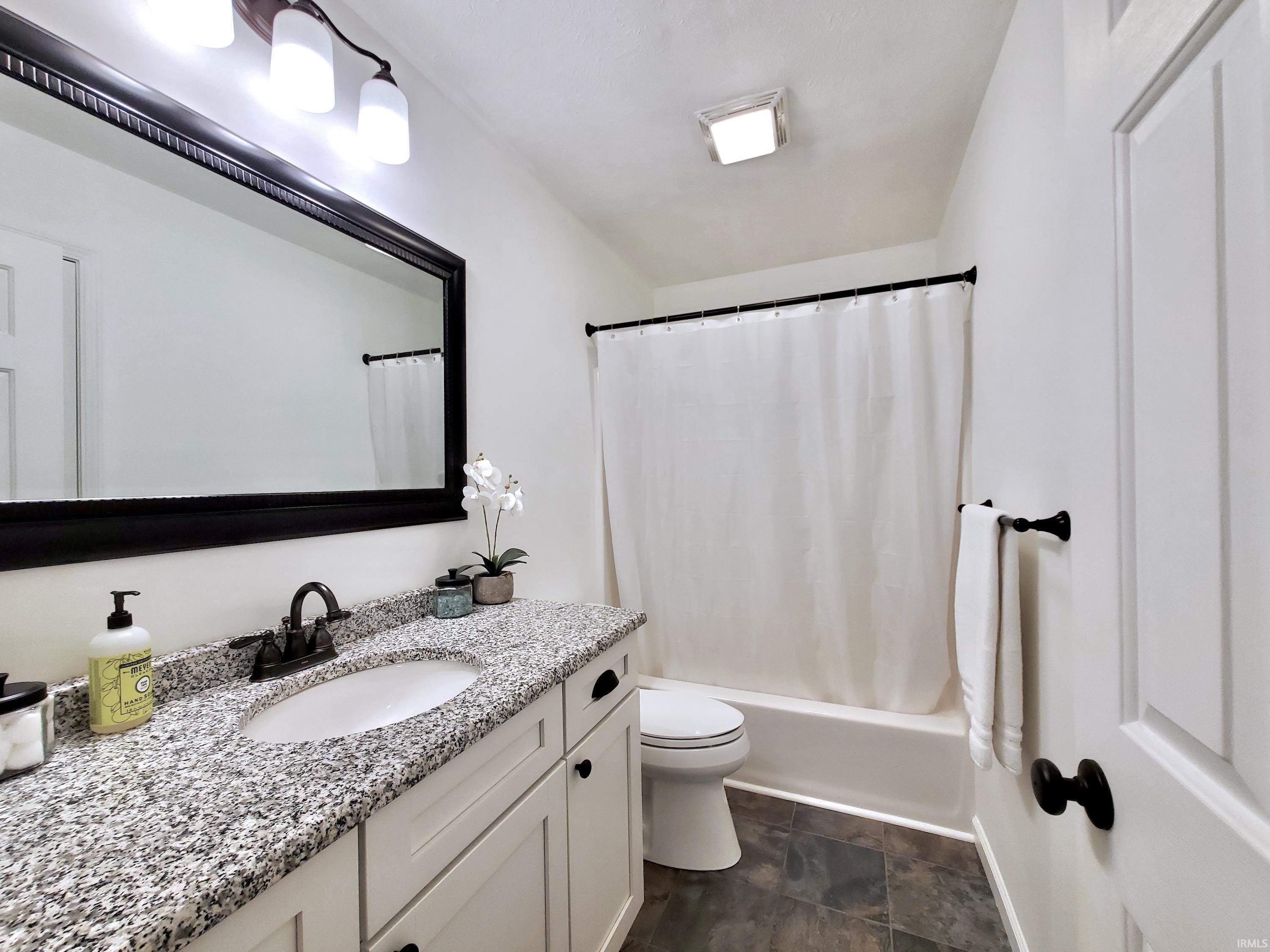 51020 Ashley Drive Granger IN 46530