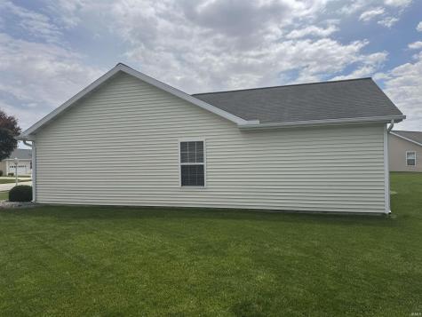14 Cobblestone Boulevard Gas City IN 46933