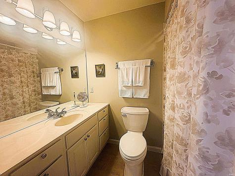 14 Cobblestone Boulevard Gas City IN 46933