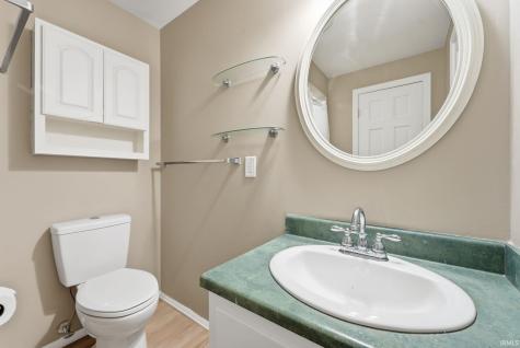 4110 Thorton Drive Fort Wayne IN 46815