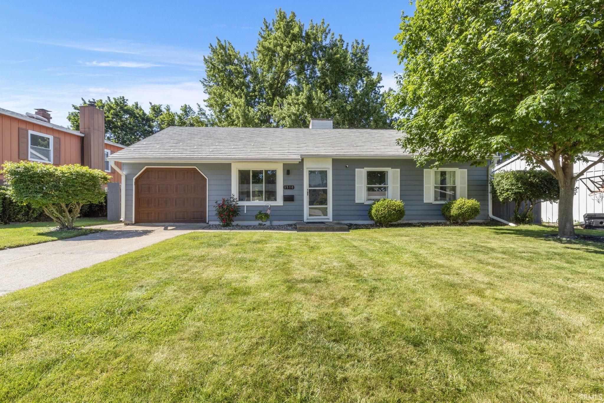 1510 Glenlake Drive South Bend IN 46614